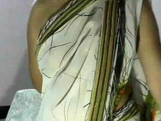 Desi Bhabhi Here Saree Hot Camera Show